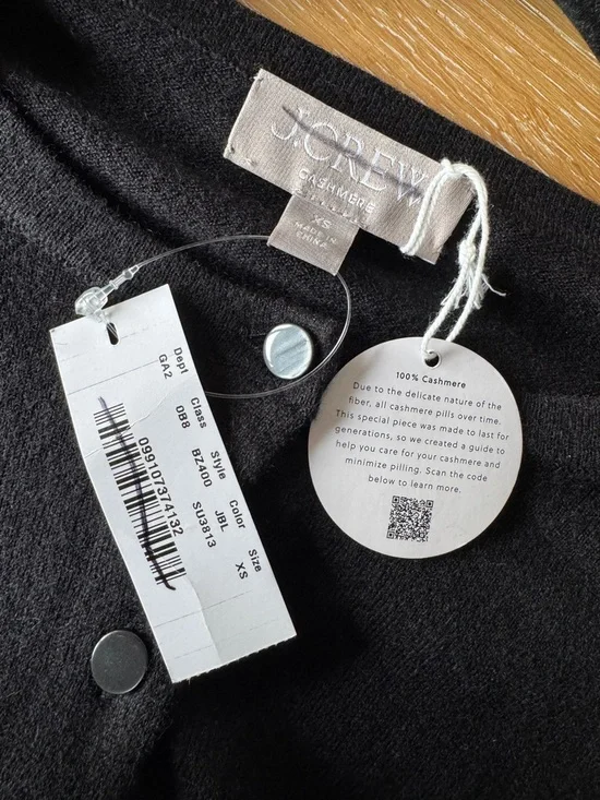 NWT! J. CREW Women’s Featherweight Cashmere Cardigan Jet Black Size XS - Picture 9 of 13